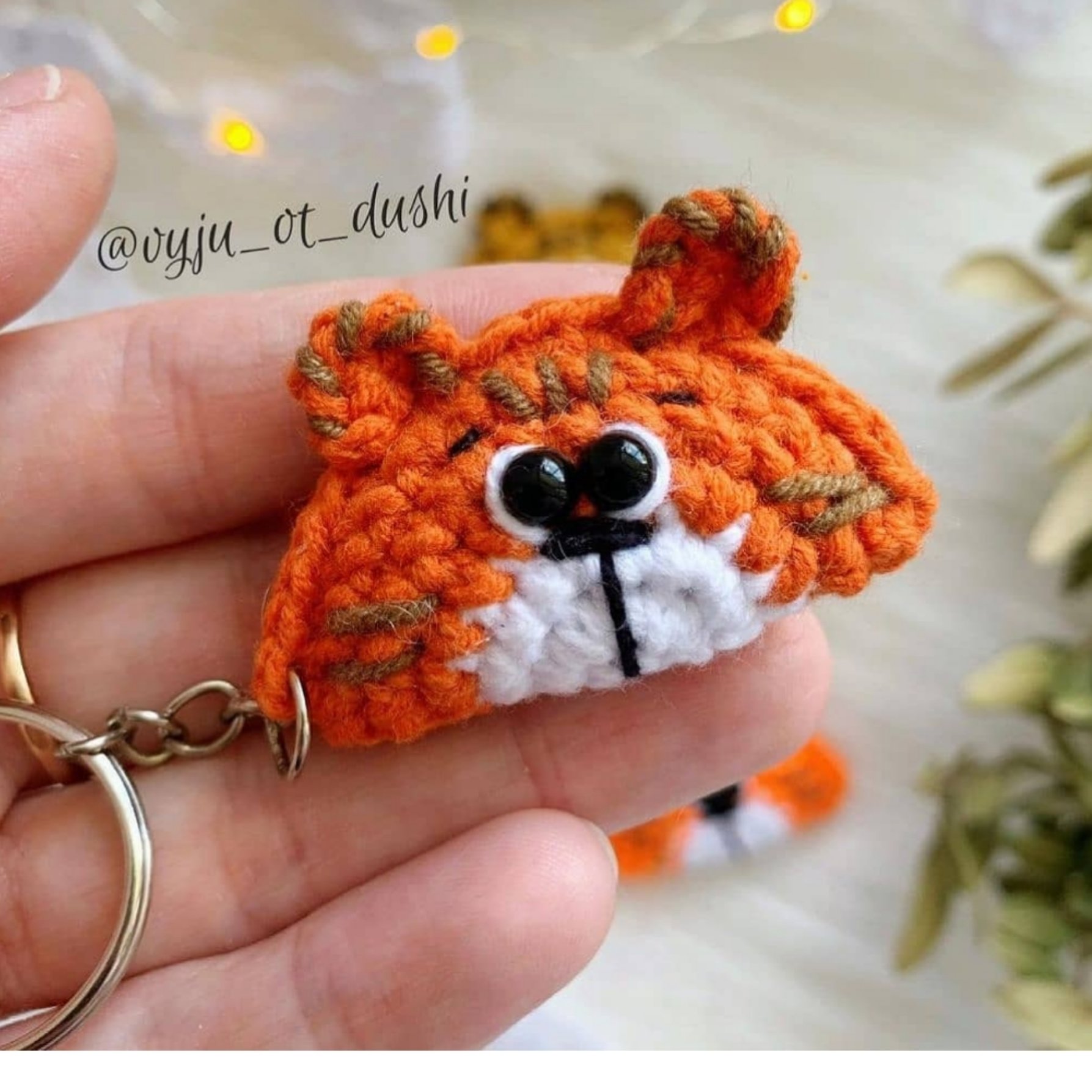 گیفت وجاسویچی ببر دستباف ناری🧶
