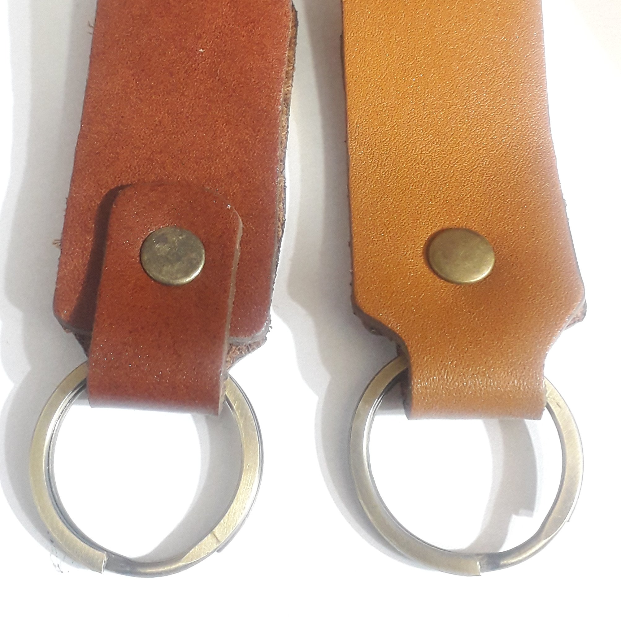 جاسویچی  چرم طبیعی در رنگ های عسلی تیره و روشن نوع یراق ترک