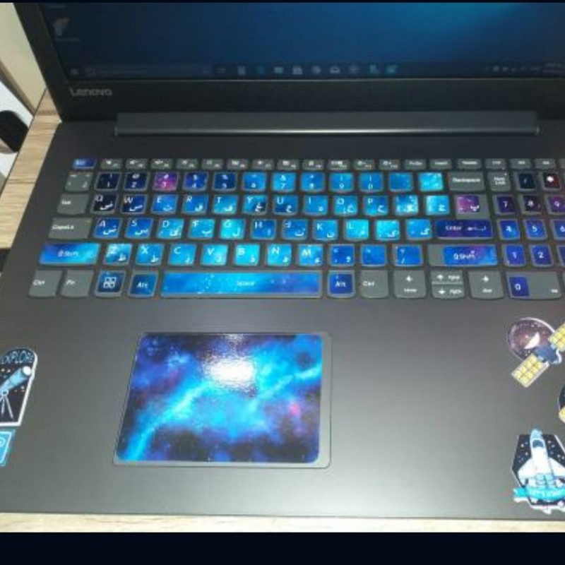 استیکر لپ تاپ استیکر کهکشان لپ تاپ حروف فارسی همراه استیکر هدیه پوشش چسبی لپ تاپ برچسب لپ تاپ