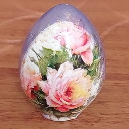تخم مرغ بنفش باطرح گل