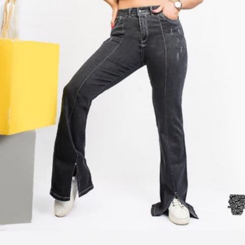 شلوار جین زنانه مدل بوت کات در دو رنگ