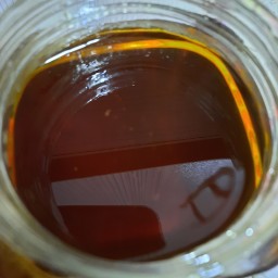 عسل نیمه طبیعی مرغوب(گون و آویشن) ساکاروز حدود 6 محصول ارتفاعات کوههای بزقوش سراب(آ.ش.)