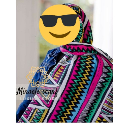 شال خوشگل و خوش رنگ که از کار های جدید میراکله واسه کسایی که عاشق رنگن با طرح خط‌وط رنگی و پارچه تافته نخ اصفهان