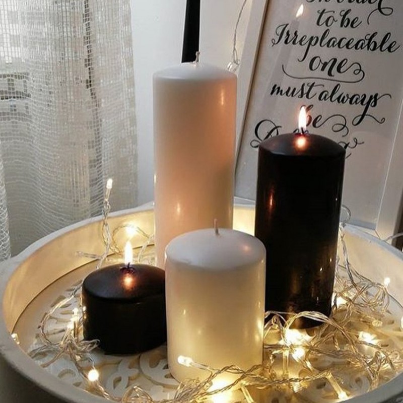 شمع استوانه سفید و مشکی