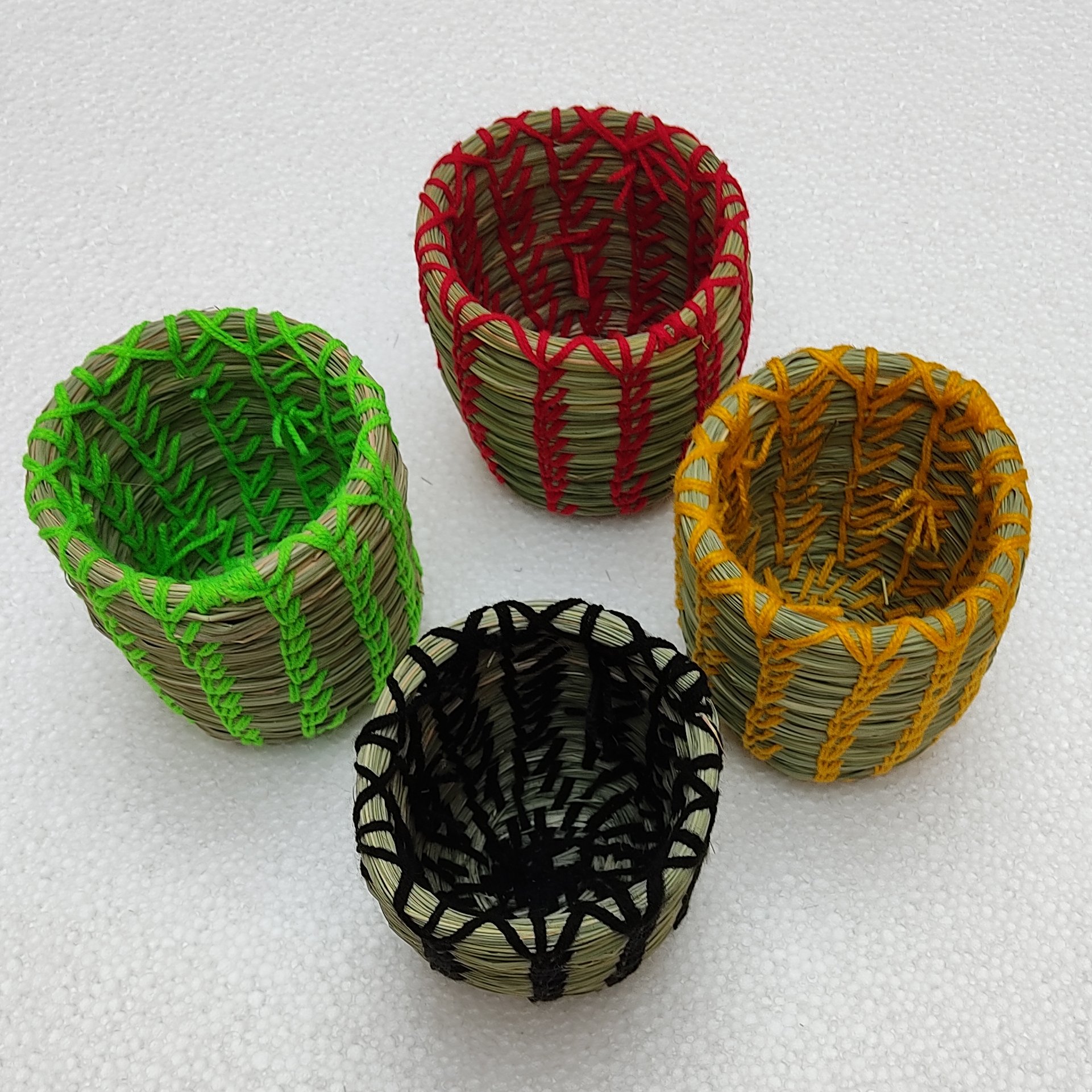 جامدادی - جاقاشقی (پس کرایه)