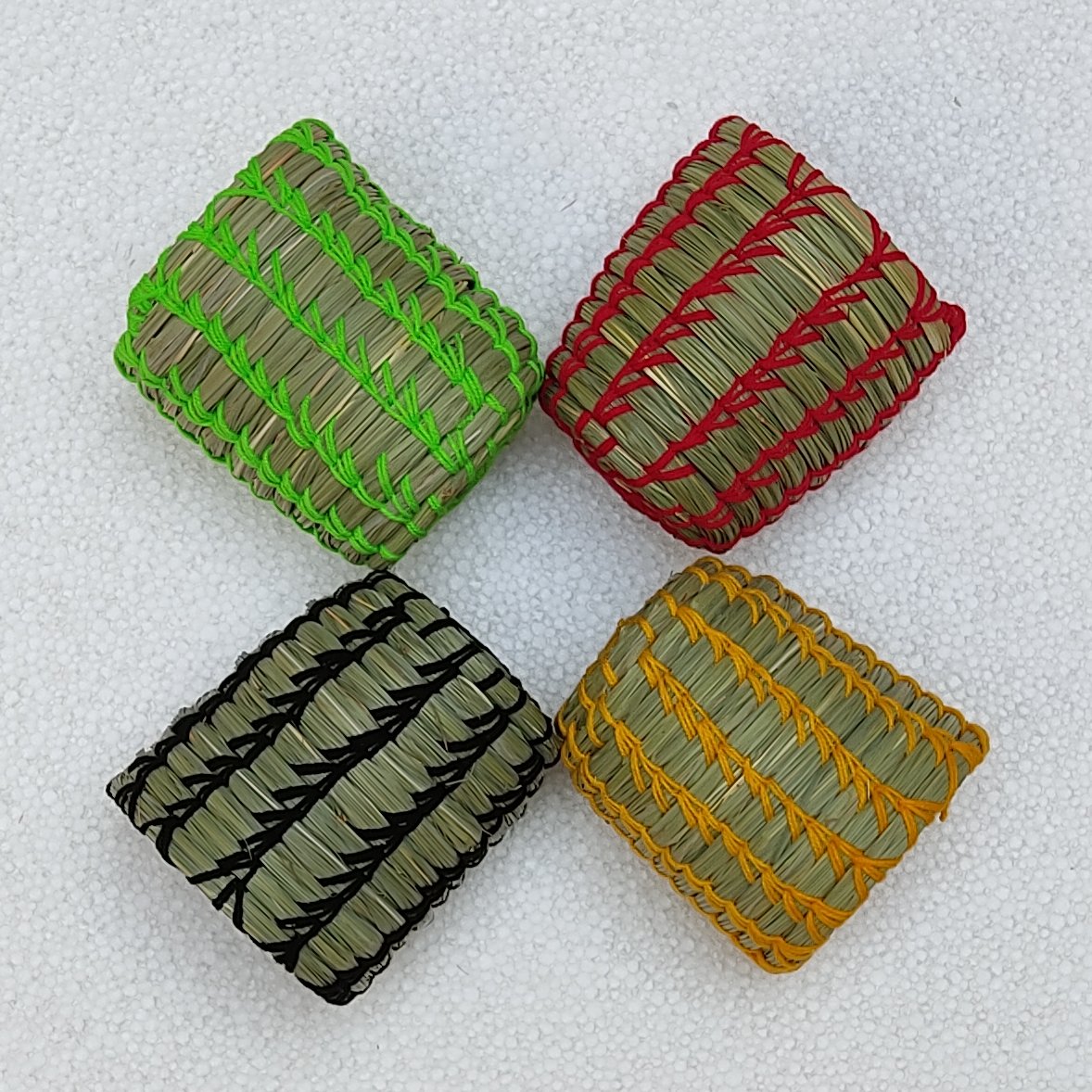 جامدادی - جاقاشقی (پس کرایه)