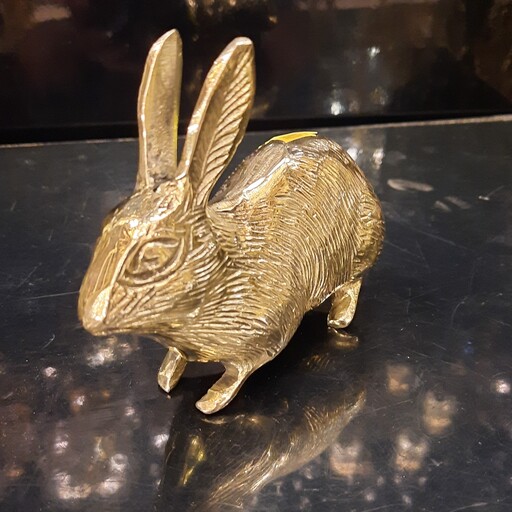 مجسمه برنزی خرگوش