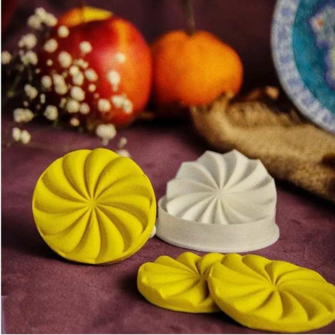 کاتر شیرینی پزی مدل فرفره ای مجموعه دو عددی