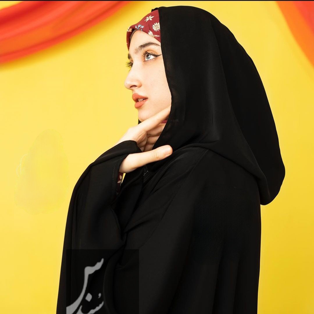 چادر عبا شنلی کلاهدار مدل بارانا ابریشم لاکچری