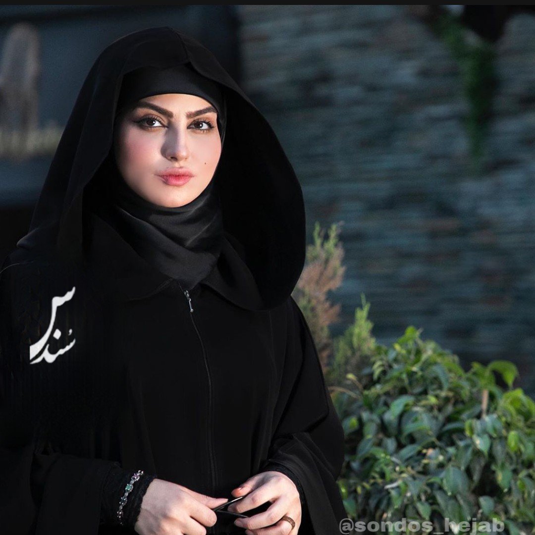 چادر عبا شنلی کلاهدار مدل بارانا ابریشم لاکچری