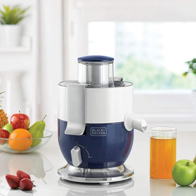 آبمیوه گیری بلک اندکر اصلی 1000وات دارای مخزن نیم لیتری تفاله