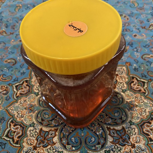 عسل چند گیاه اصل و کاملا طبیعی دشت سارال کردستان