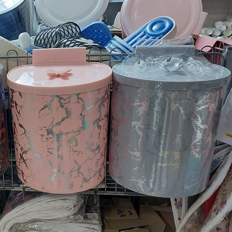 سطل زباله کابینتی رزمن  طرح ماربل در رنگبندی مختلف در پلاسکو دهقان 