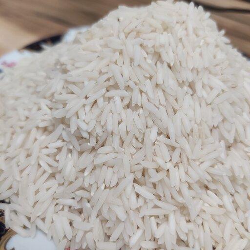 برنج هاشمی درجه یک گیلان ( 20 کیلویی) ، با عطر و طعم و ری عالی مستقیم از مزرعه 