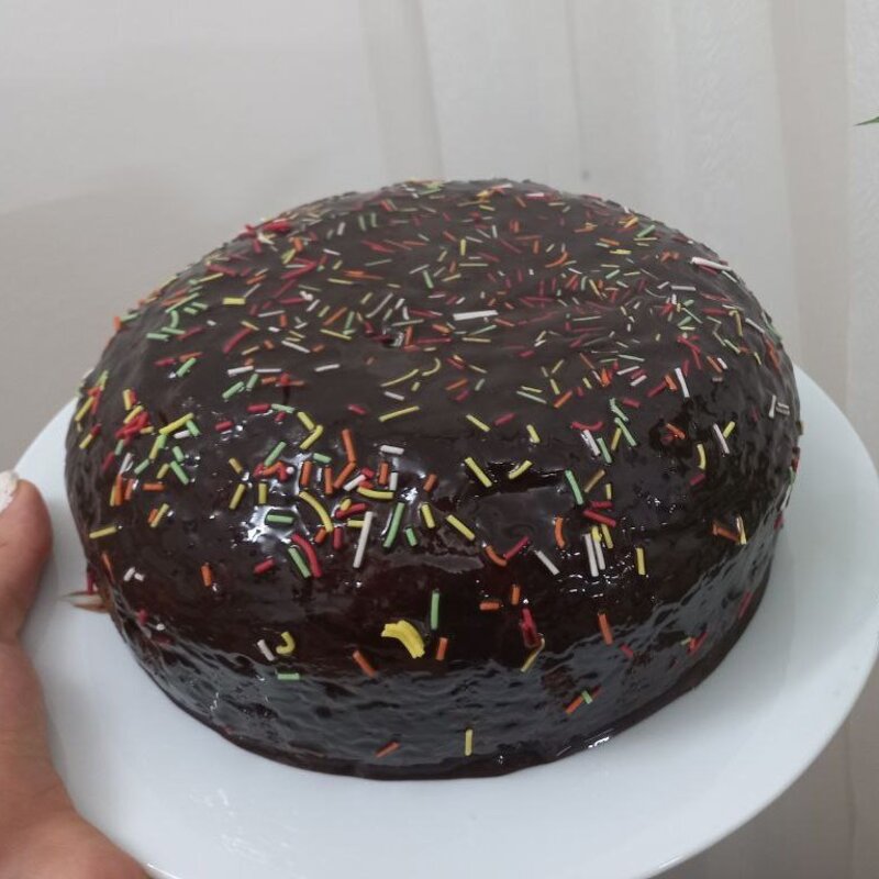 کیک شکلاتی خونگی کاملا بهداشتی تهیه شده ازمواد طبیعی وزن به سفارش مشتری پخت به روز 