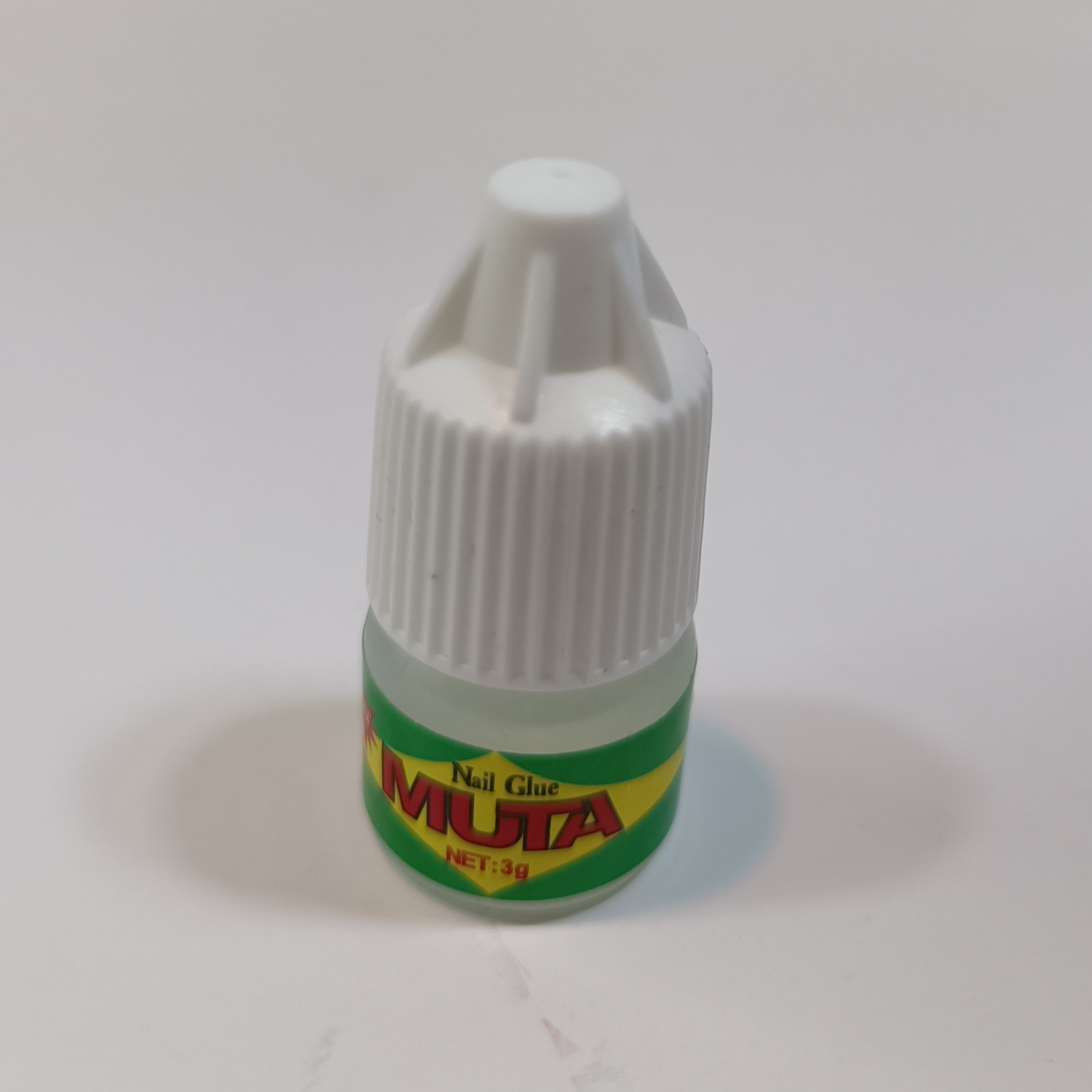 چسب ناخن مصنوعی