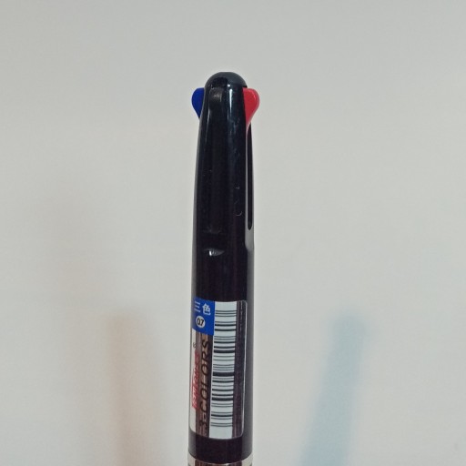 خودکار رنگی 3 رنگ در یک خودکار فشاری طرح  کلاسیک درجه یک