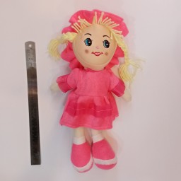 عروسک پارچه ای دخترانه لباس دار مو دار سایز 1