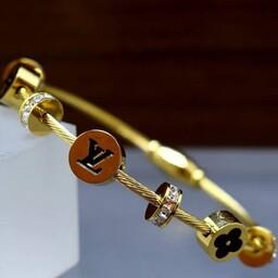 دستبند مگنتی برند لویی ویتون  در دو رنگ طلایی و رز گلد
