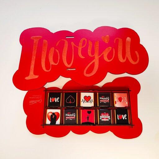 باکس هدیه سوپرایز  ولنتاین با 20  عدد شکلات کاکایویی با طراحی و چاپ رایگان (عکس و ایده مشتری) 