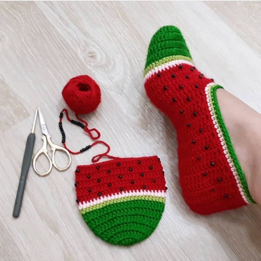 پاپوش دستبافت یلدایی