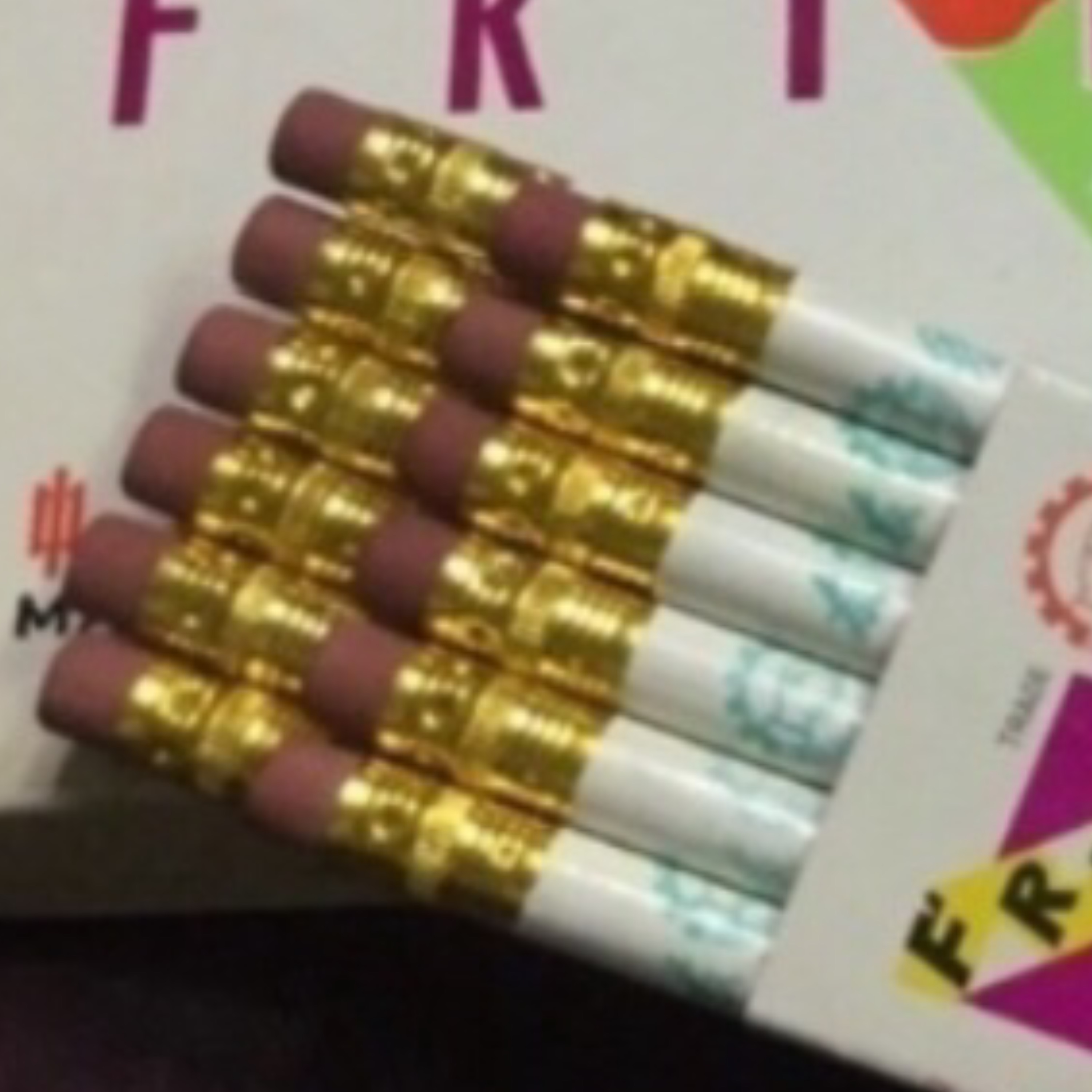 یک عدد  مداد پاک کن دار قدیمی فرندشیپ چینی