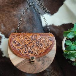 کیف دوشی مدل دلوین ،بدنه چوب گردوی دستساز