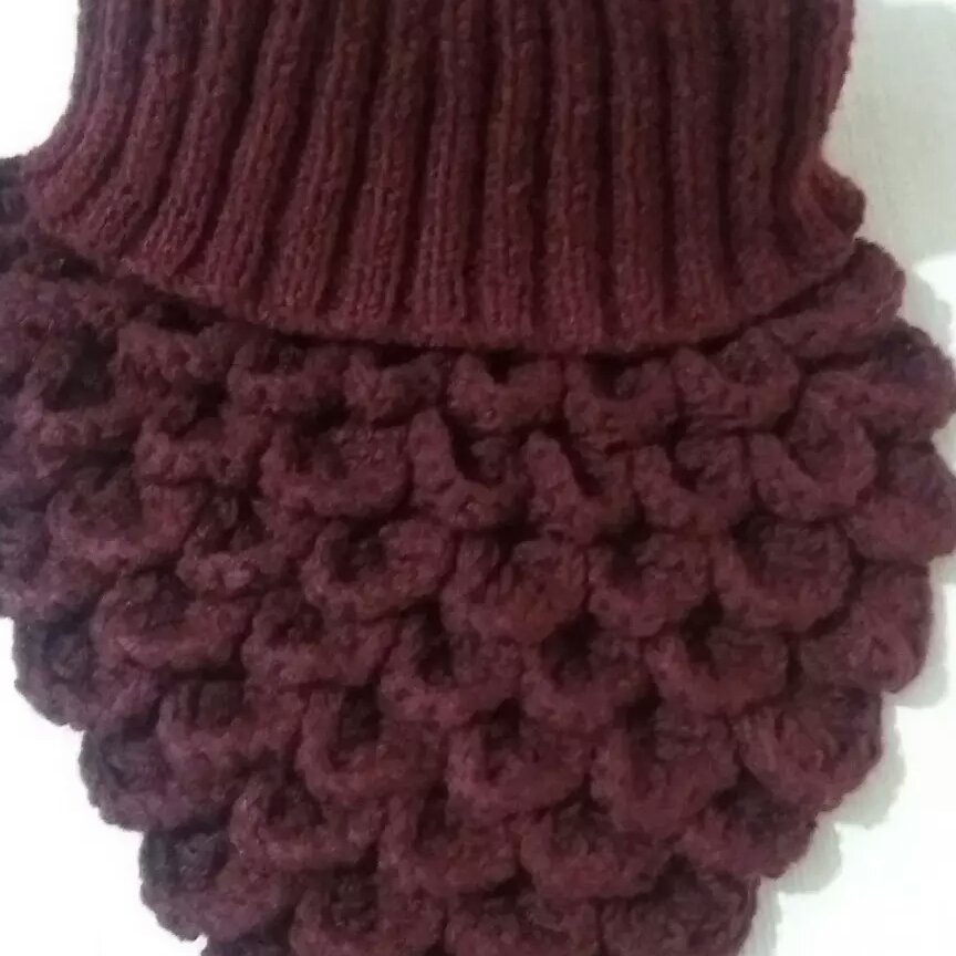 شالگردن کروکدیلی