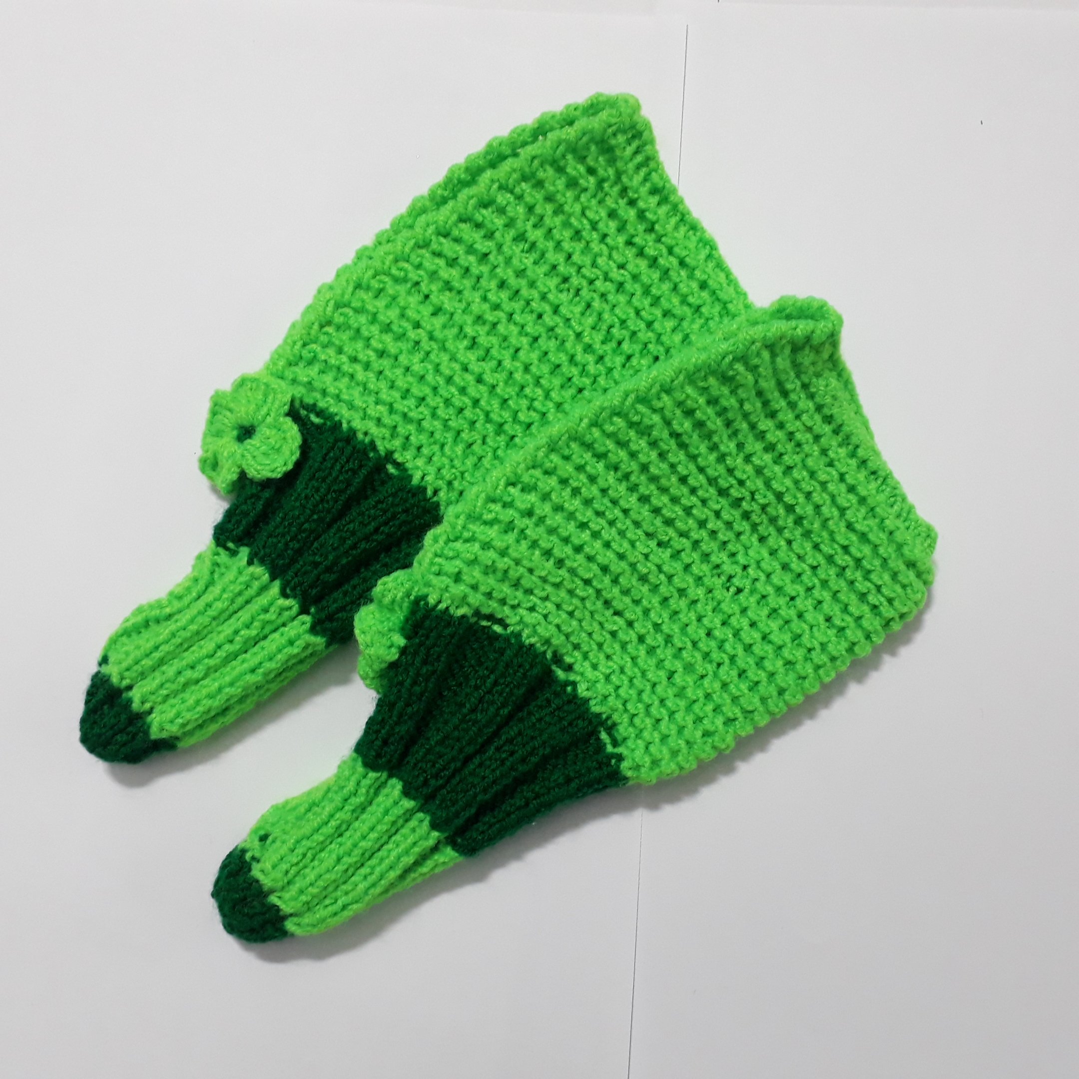 پاپوش بافتنی طرح دلفین