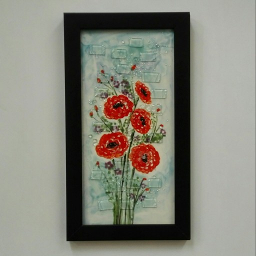 تابلو تلفیقی کاشی و شیشه ی دستساز گل‌ سرخ با قاب مشکی از مجموعه بهاری زندگی کن محصولات هنری آمینا