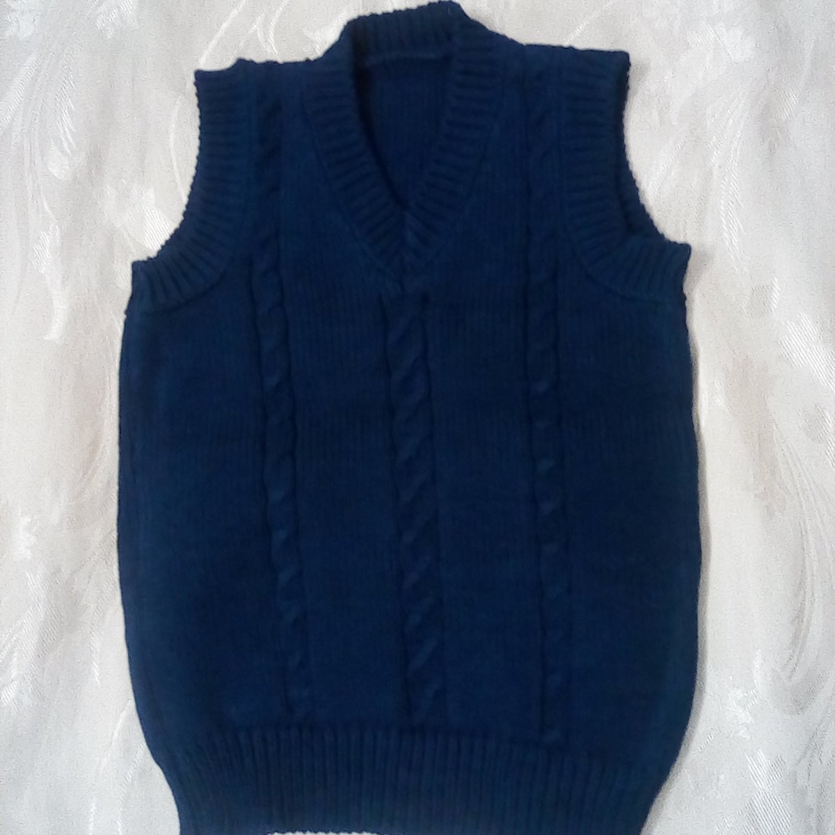 12 - جلیقه پسرانه سایز 3 سال