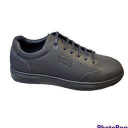 کفش مردانه چرم طبیعی مدل ونس با رویه چرم در سایز بندی 40تا44 بسیار راحت  و مناسب پیاده روی