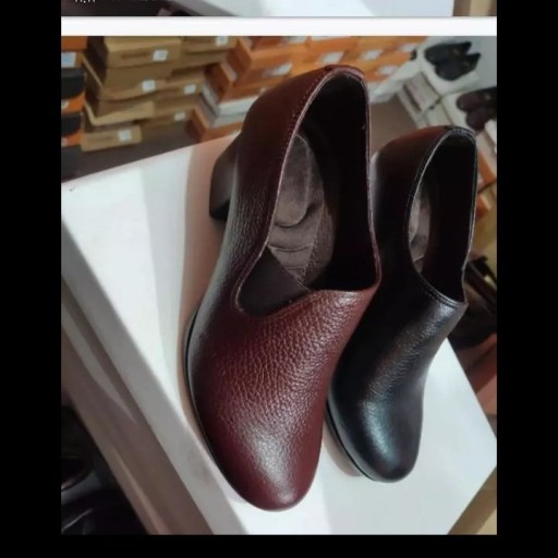 کفش پاشنه دار زنانه
در دو رنگ مشکی و سماقی
سایز 37 تا 40
قالب استاندارد
راحت و شیک
قابل ست با هر کیفی
پاشنه 5 سانت
زیبا
