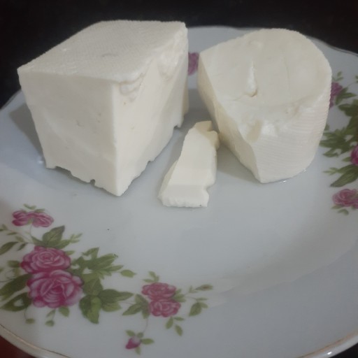 پنیر لاکتیکی خانگی یک کیلو