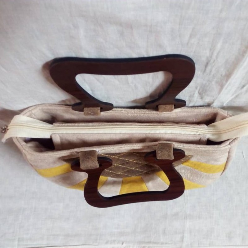 کیف پارچه ای دسته چوبی