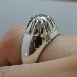 انگشتر دستساز تاج سلطنتی با نگین موزانایت (الماس روسی)  اصل 