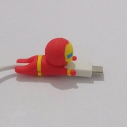 محافظ سر کابل شارژ سلیکونی رنگ ثابت طرح بچه مناسب انواع کابل اندردید میکرو تایپ سی و آیفون رنگ قرمز 