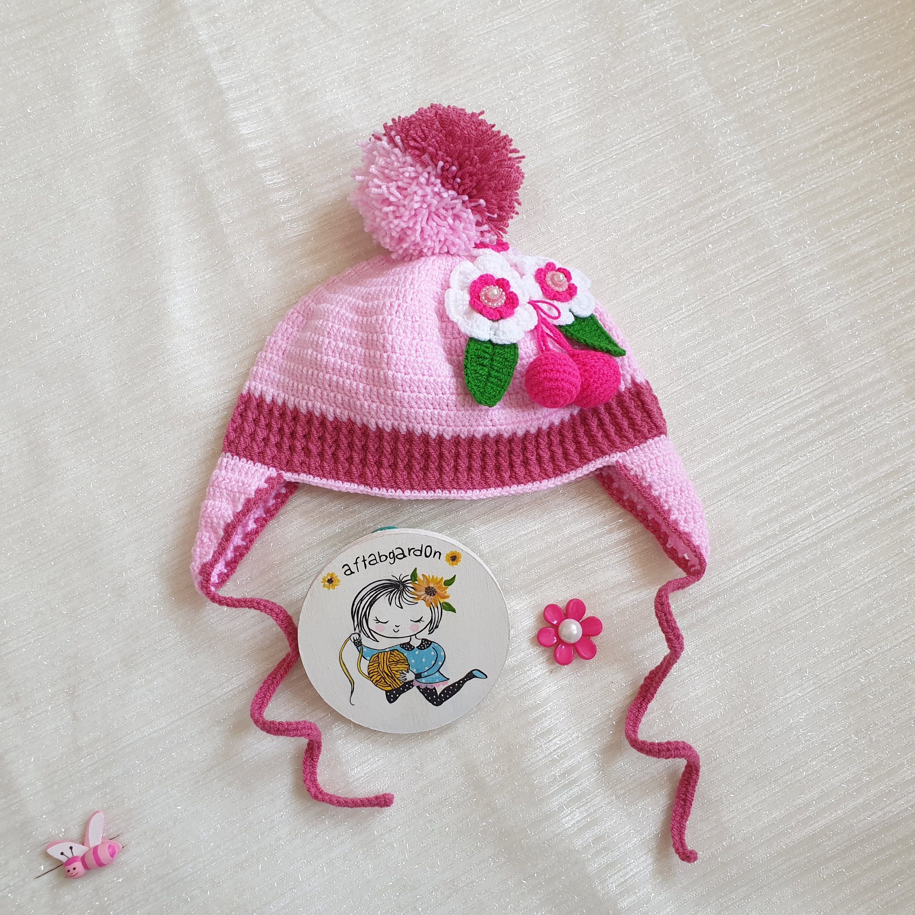 کلاه و شالگردن تزیین شده با گل دستبافت گالری آفتابگردون