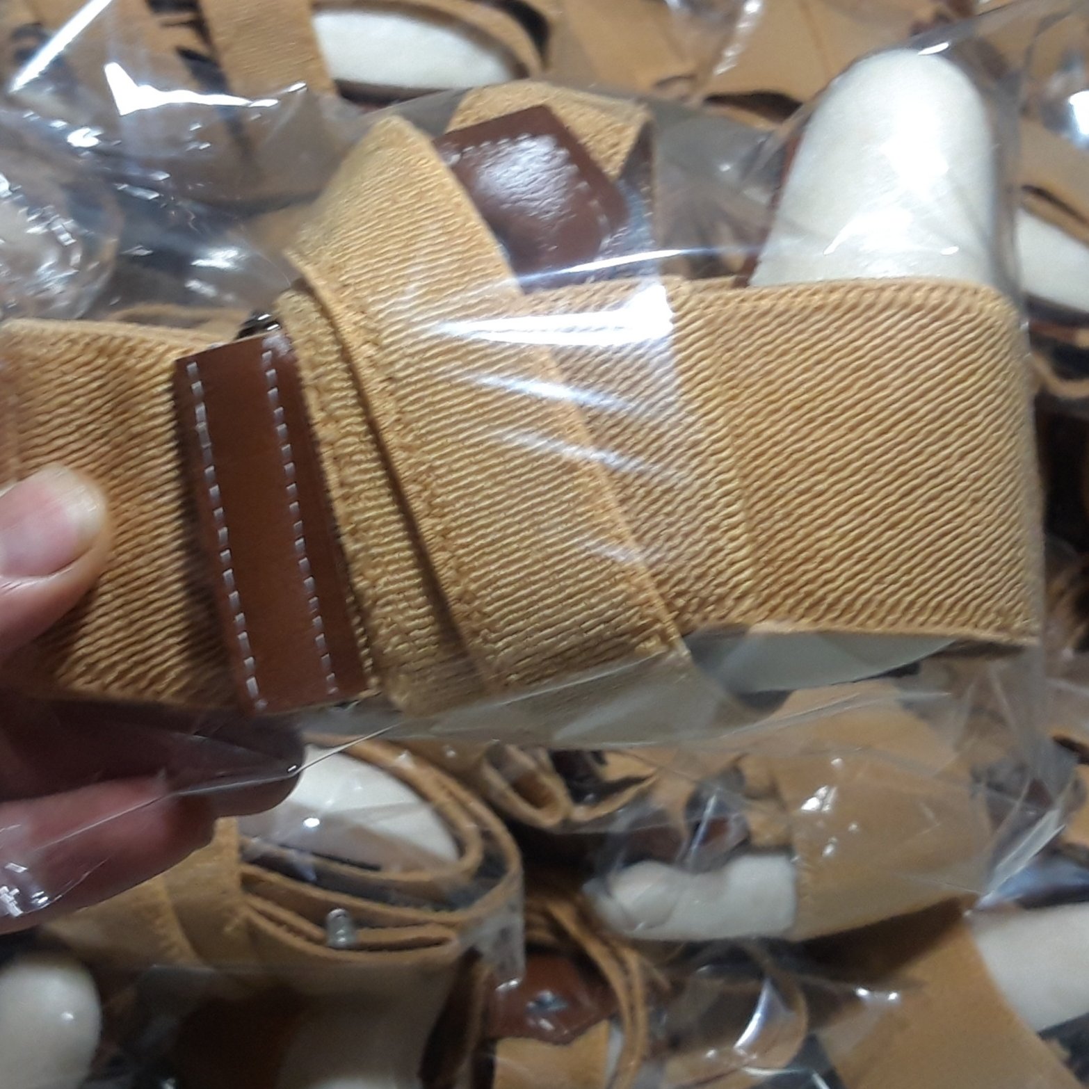 فتق بند دو طرفه با بالشک تزریقی با کش نرم حوله ای 