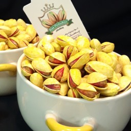 پسته احمد اقایی زعفرانی