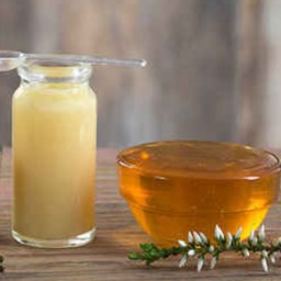 تقویت سیستم ایمنی و جسمی در مقابل کرونا و سرماخوردگی ( ژل رویال ایرانی و عسل مرغ