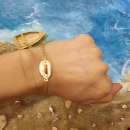 دستبند صدف حلزون طلایی