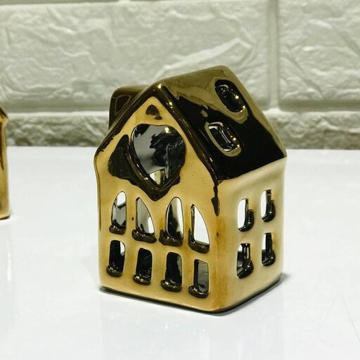 جا شمعی طرح کلبه کوچک طلایی سرامیکی(یک عدد) با آبکاری فورتیک