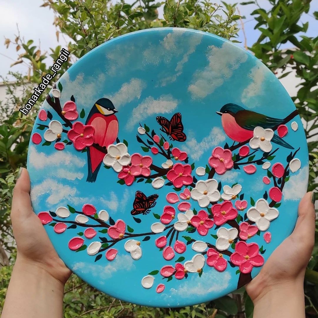 دیوارکوب گل برجسته و پرنده