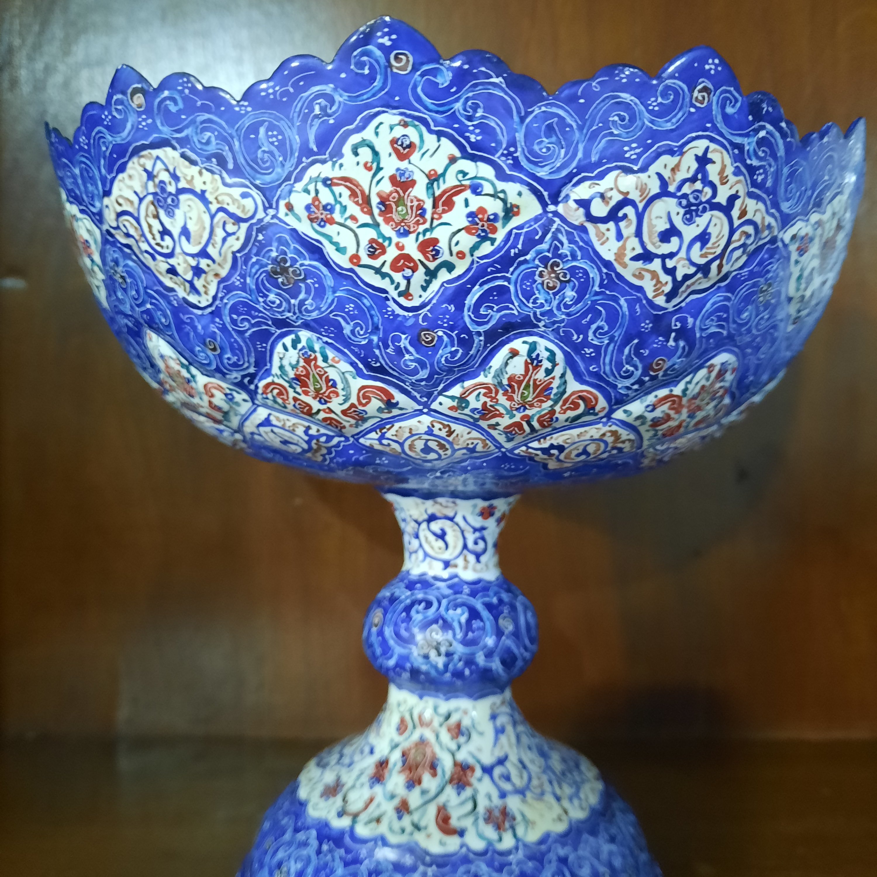 کاسه پایه دار قطر 25 وارتفاع 30 سانت میناکاری شده بر روی مس