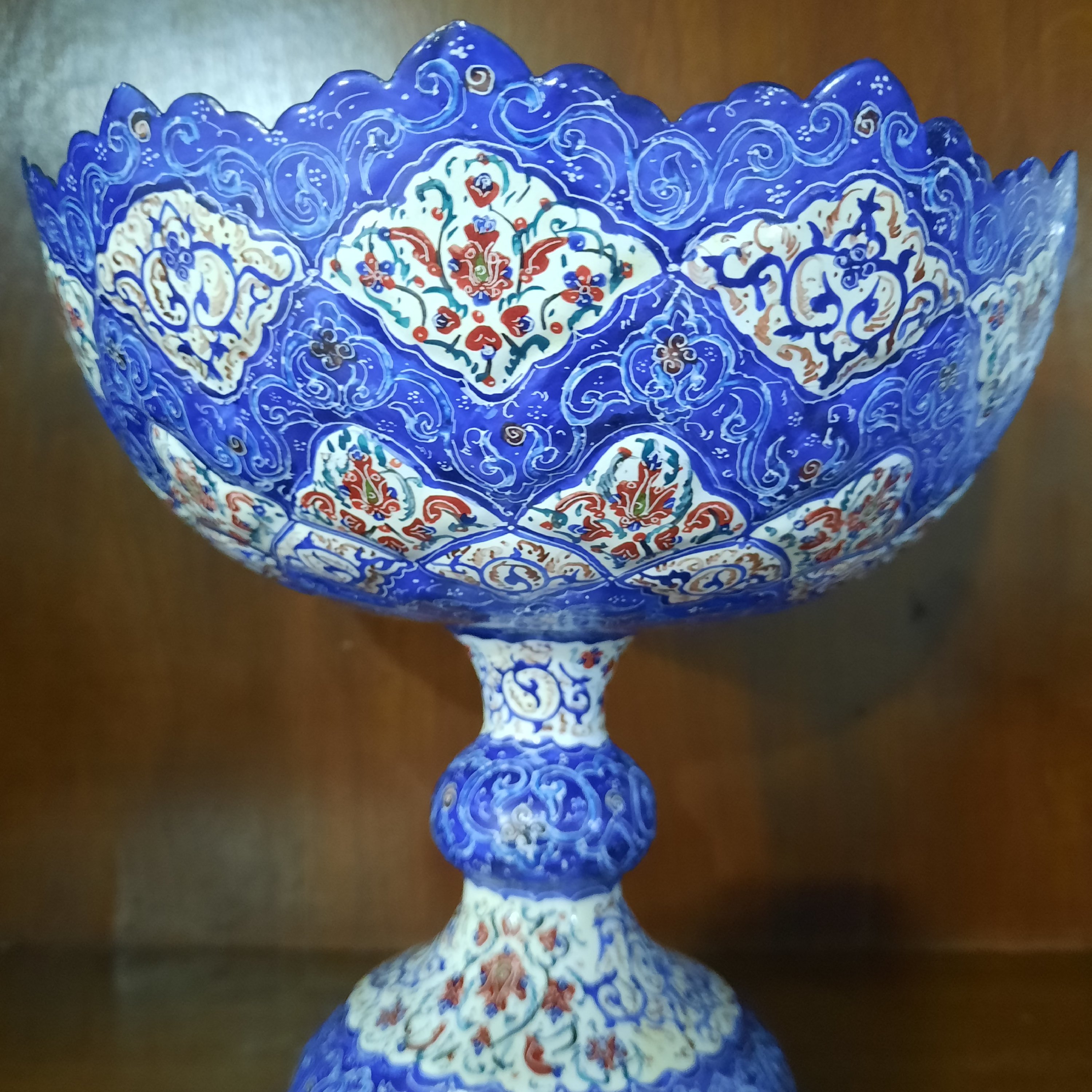 کاسه پایه دار قطر 25 وارتفاع 30 سانت میناکاری شده بر روی مس