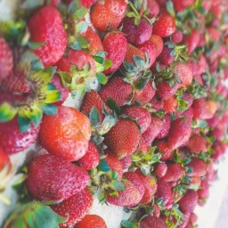 مربای توت فرنگی 500 گرمی