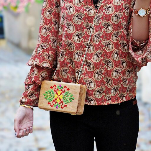 کیف چوبی مدال آدونیس شماره دوزی شده با دست مناسب خانم ها