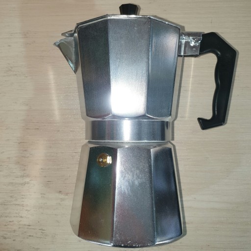 قهوه ساز خانگی (موکاپات) 6 کاپ