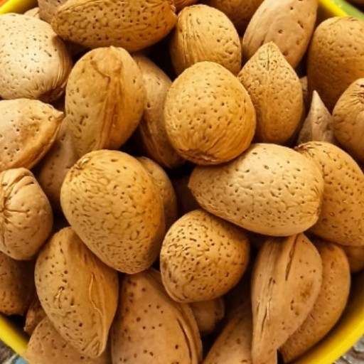 بادام سنگی ، بادام درختی شیرین و چرب (نیم کیلو)
